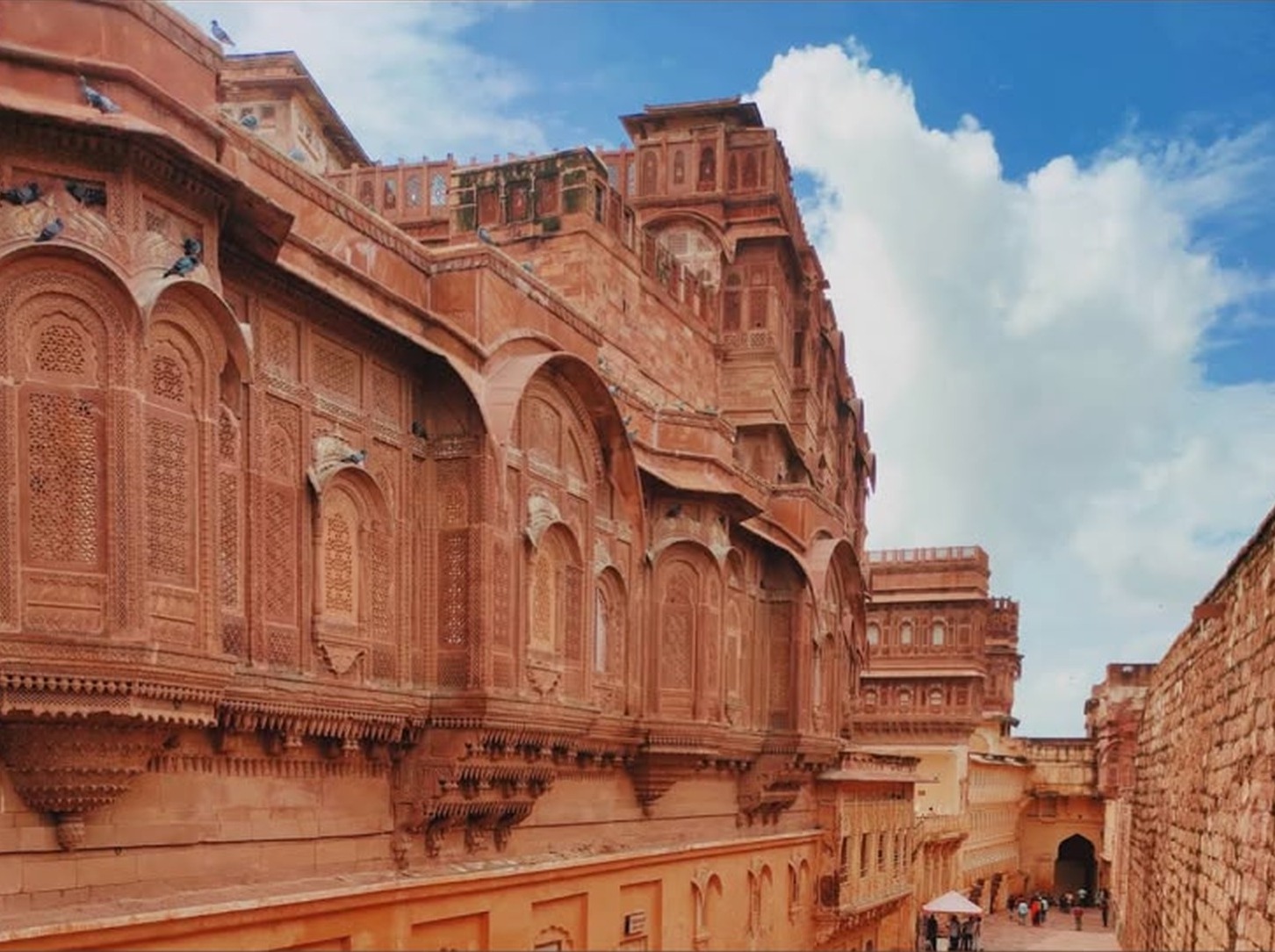 Carved red sandstone haveli walls in Jodhpur